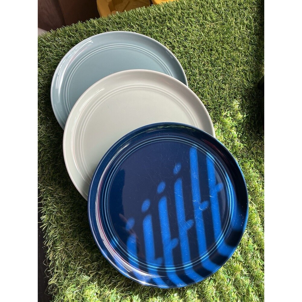 Crate & Barrel Aaron Probyn Hue Salad Plates 8.25” Set of 3 Mixed Colors